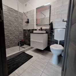 Casa individuala, 4 camere, Domnesti - Unitatea Militara